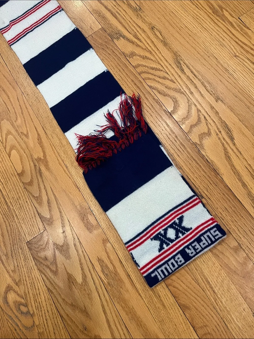 New England Patriots NFL Super Bowl XX (20)  Red White Blue Fringed Scarf 1986